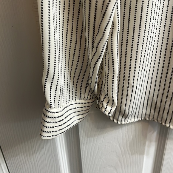 Top - Picture 3 of 4